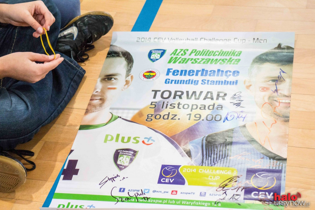 Siatkarze AZS Politechniki Warszawskiej w szkole