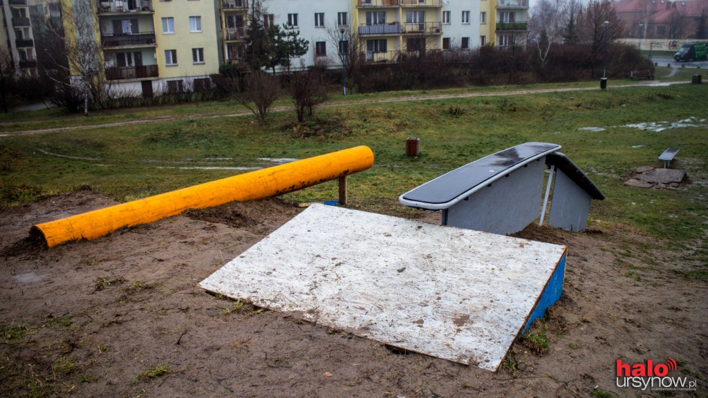 Snowpark na Ursynowie czeka na śnieg. ZOBACZ ZDJĘCIA