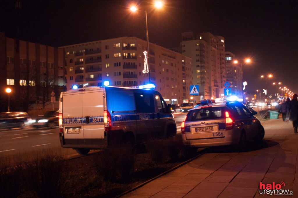 Wypadek na KEN. Cała aleja stoi w korku.
