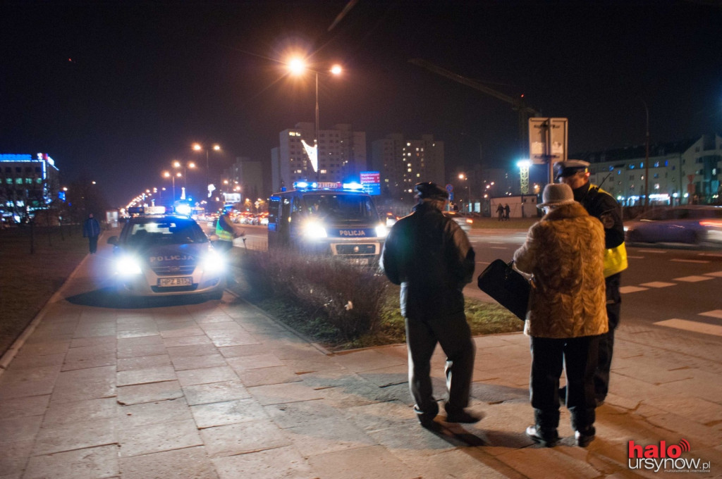 Wypadek na KEN. Cała aleja stoi w korku.