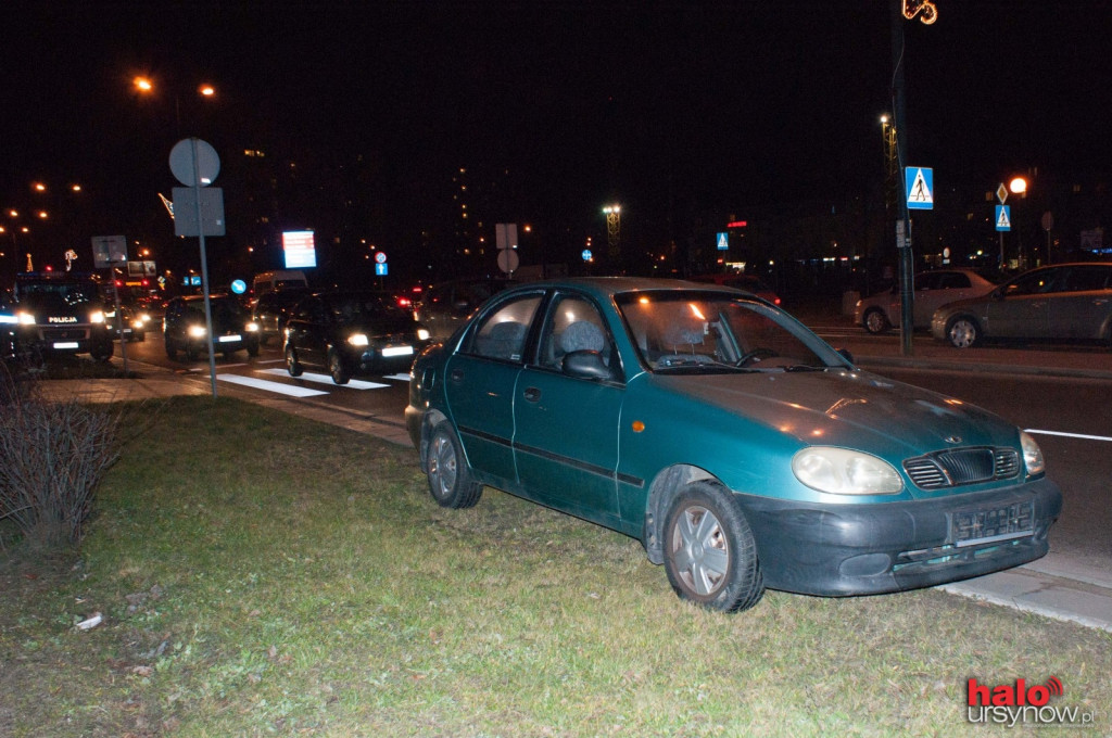 Wypadek na KEN. Cała aleja stoi w korku.