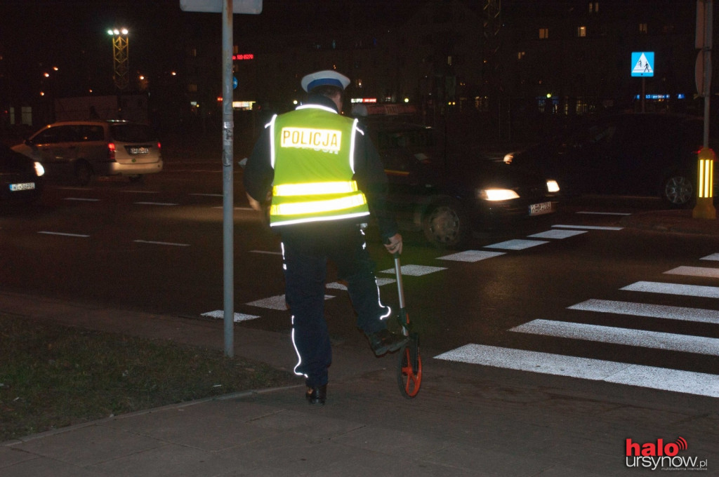 Wypadek na KEN. Cała aleja stoi w korku.