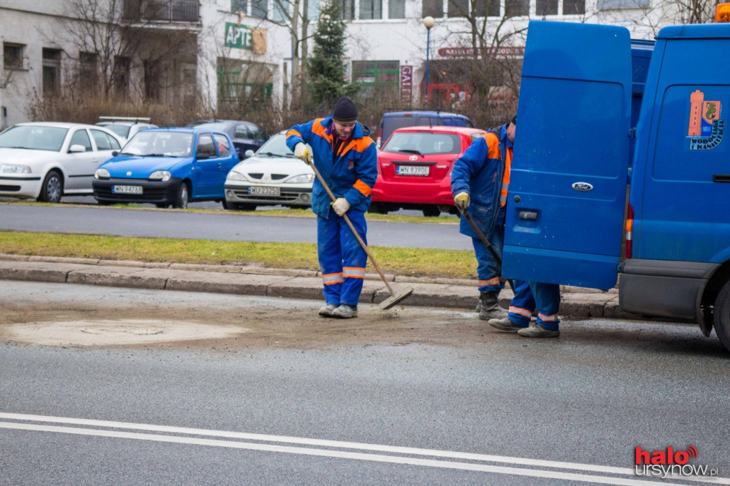 Naprawa jezdni. Jak to robią wodociągi? FOTO