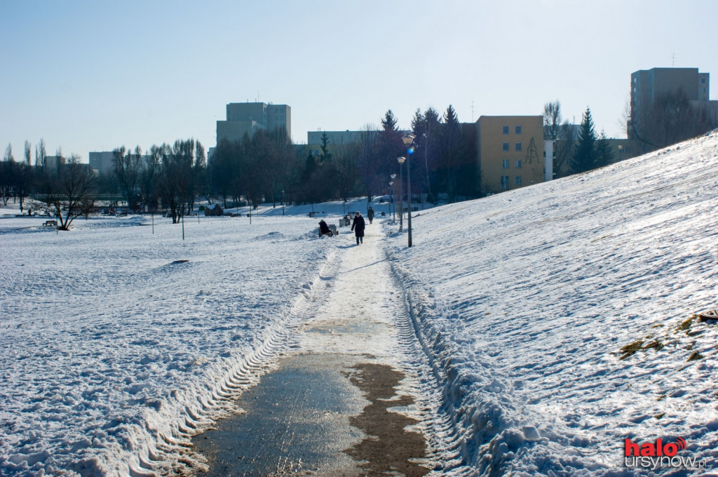 Słońce i dodatnia temperatura zachęcają do spacerów