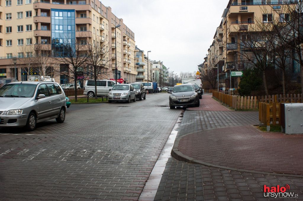 Parkowanie na Wańkowicza - radni żądają usprawnienia ruchu