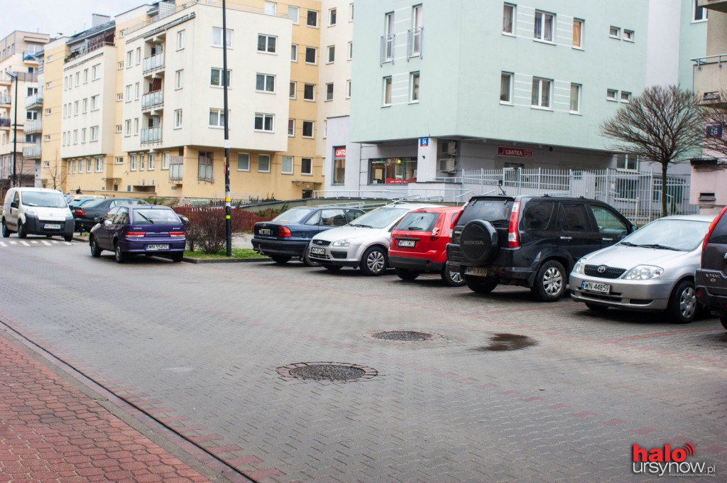 Parkowanie na Wańkowicza - radni żądają usprawnienia ruchu