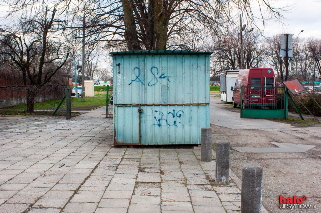 Bazar przy Megasamie pustoszeje. Co będzie dalej?