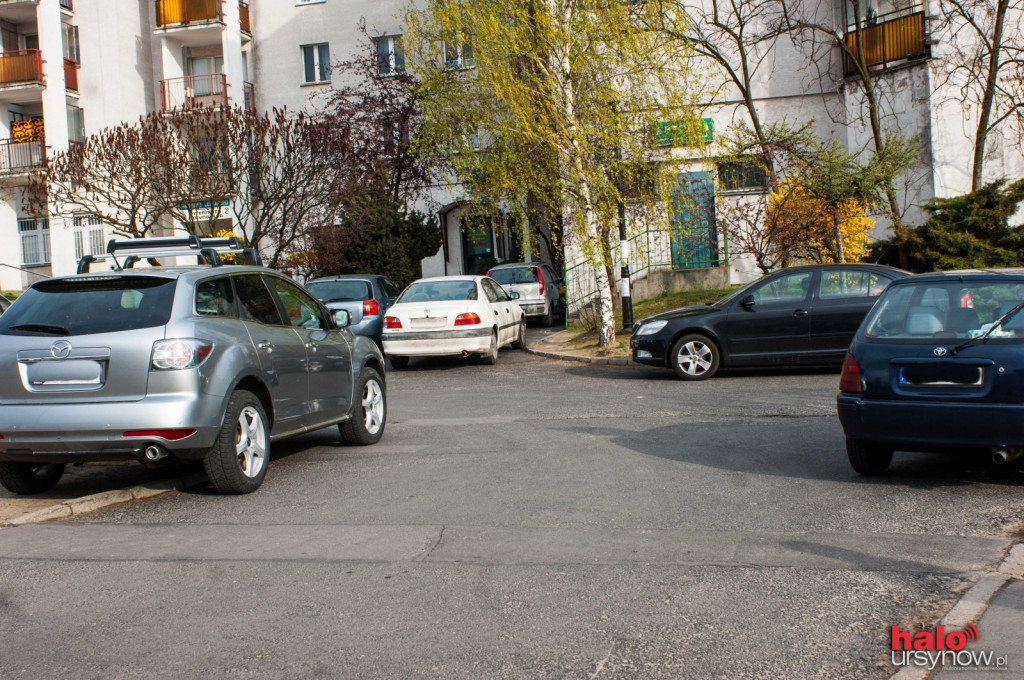 Wyjazd z parkingu grozi śmiercią lub kalectwem
