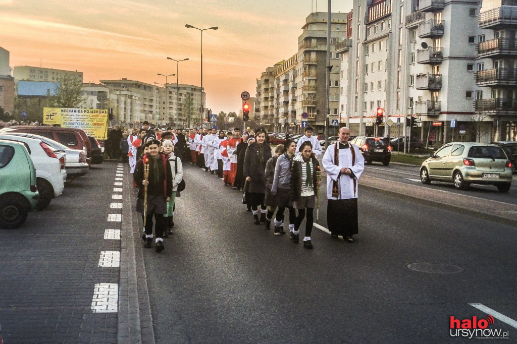 DROGA KRZYŻOWA. Kilkaset osób przeszło ulicami Ursynowa