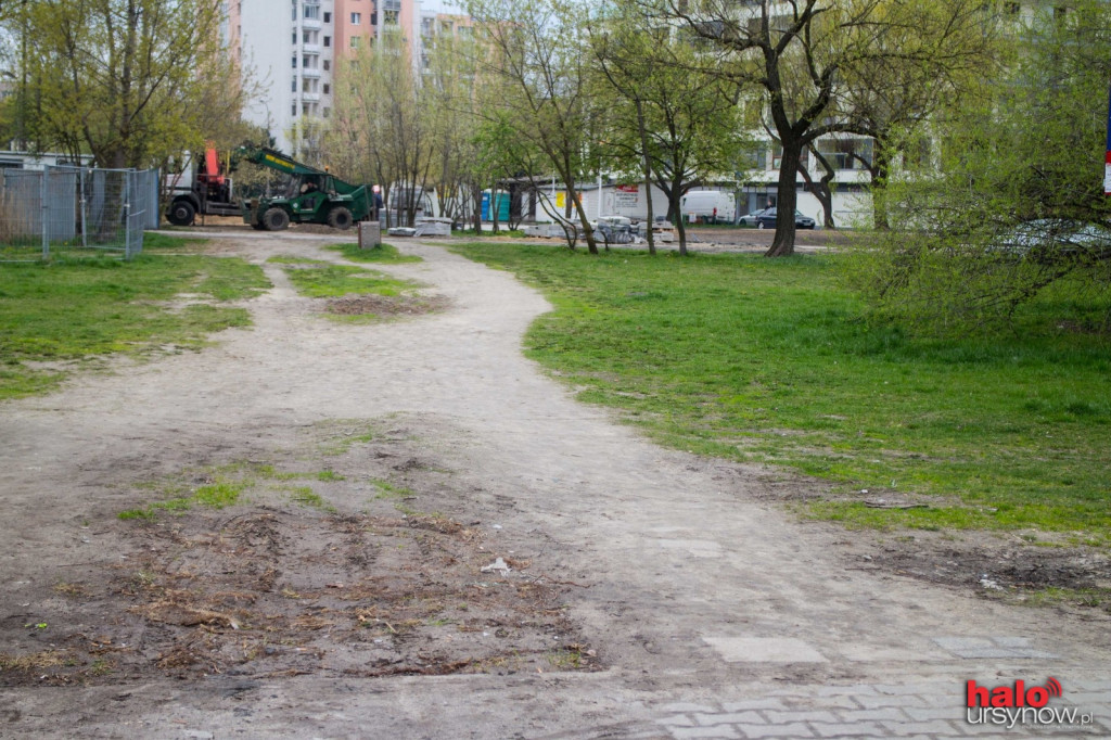 Upragniony przez mieszkańców chodnik powstanie jeszcze w  kwietniu