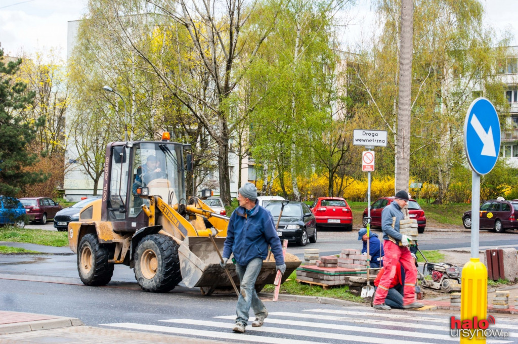 Na obietnicach się nie skończyło. Remontują chodniki