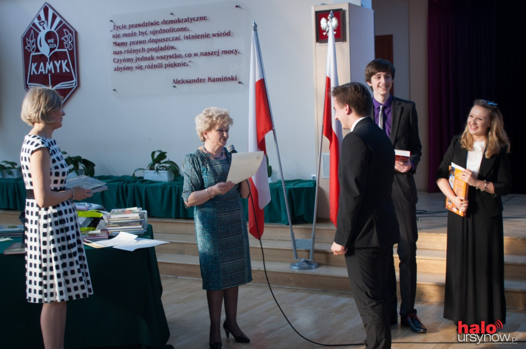 Już nie uczniowie, jeszcze nie studenci! Zabrzmiał ostatni dzwonek! FOTO