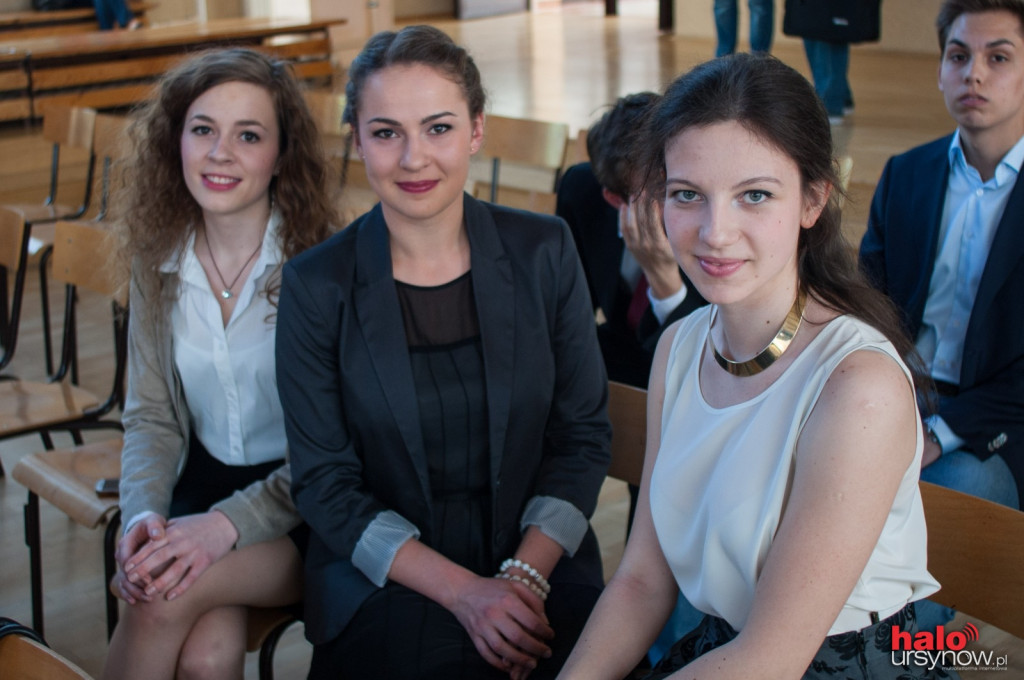 Już nie uczniowie, jeszcze nie studenci! Zabrzmiał ostatni dzwonek! FOTO
