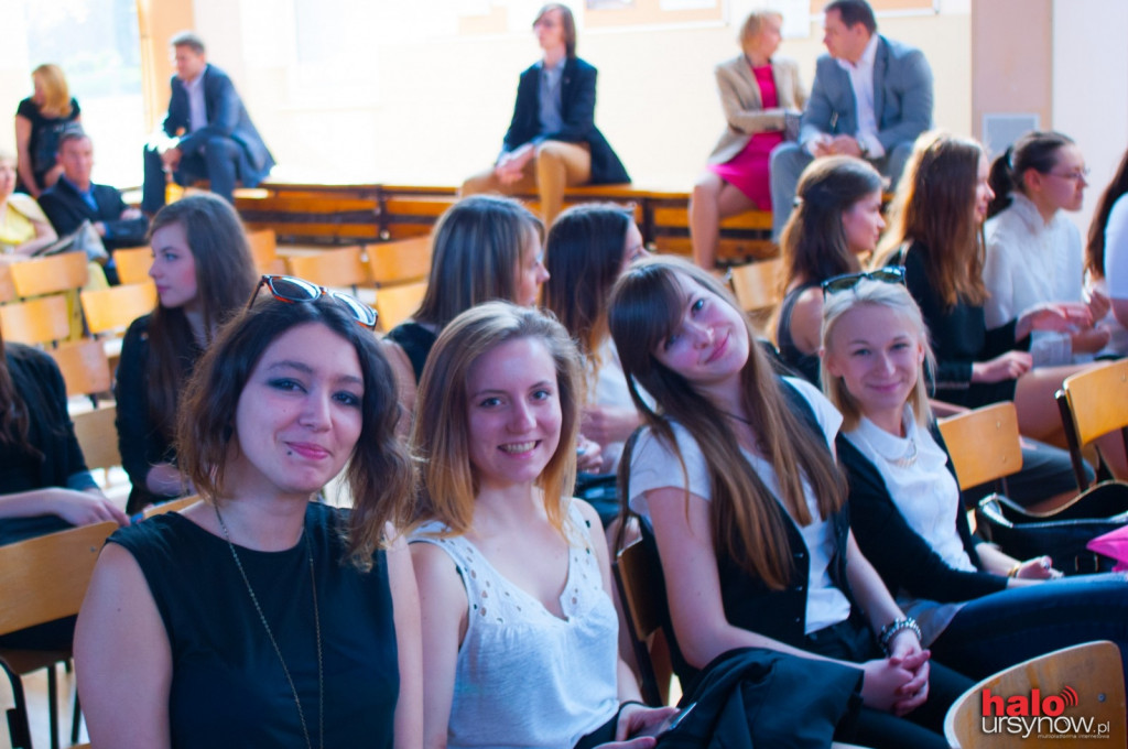 Już nie uczniowie, jeszcze nie studenci! Zabrzmiał ostatni dzwonek! FOTO