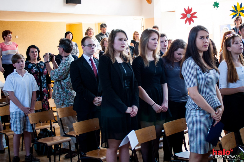 Już nie uczniowie, jeszcze nie studenci! Zabrzmiał ostatni dzwonek! FOTO