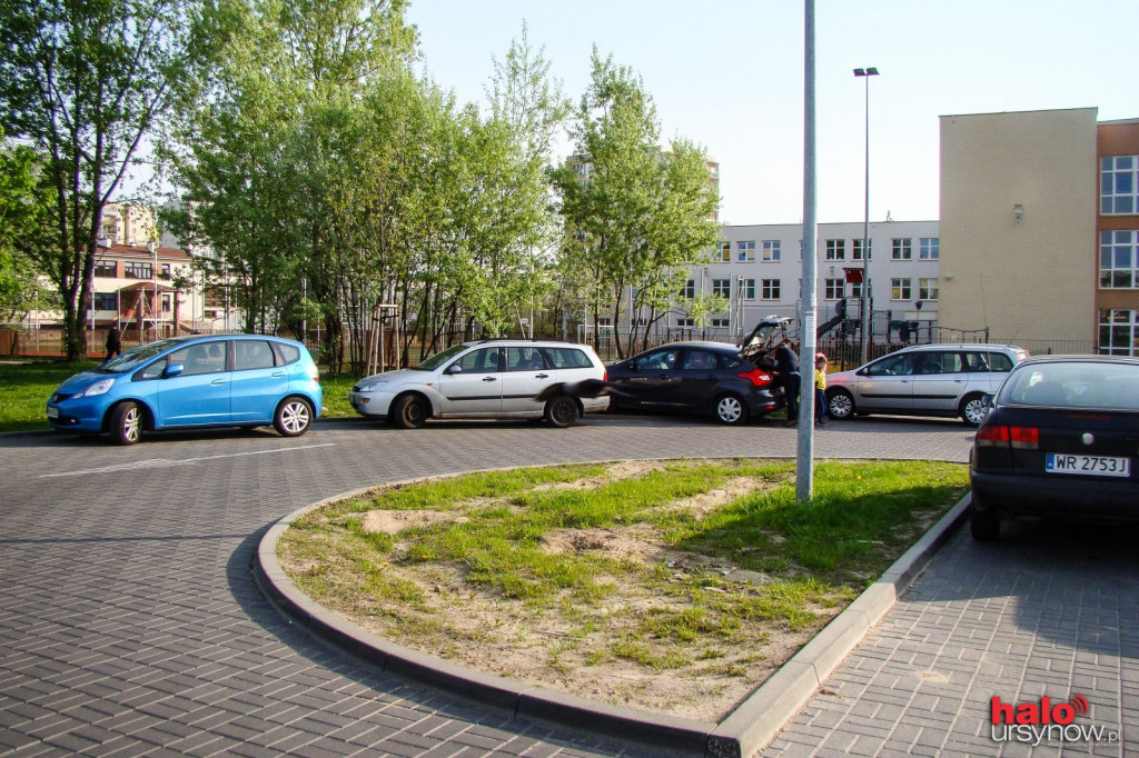 Samowolka kierowców trwa, a mieszkańcy są wściekli
