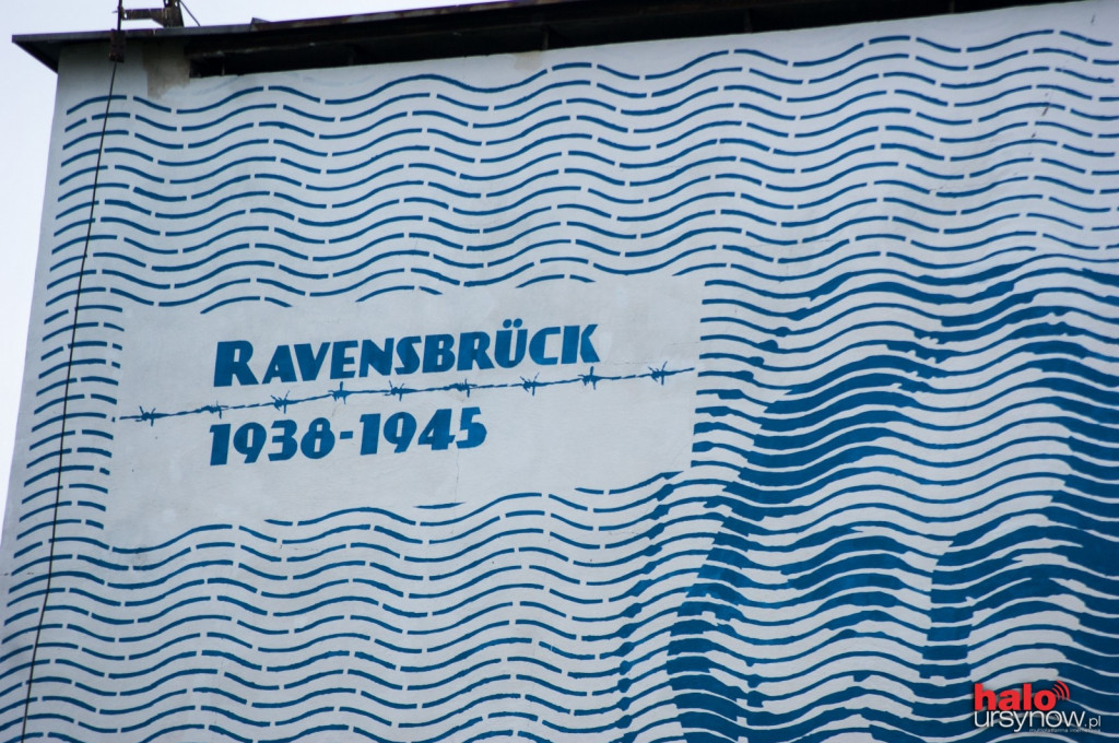 Rocznica wyzwolenia Ravensbrück. Licealiści spotkali się z więźniarkami