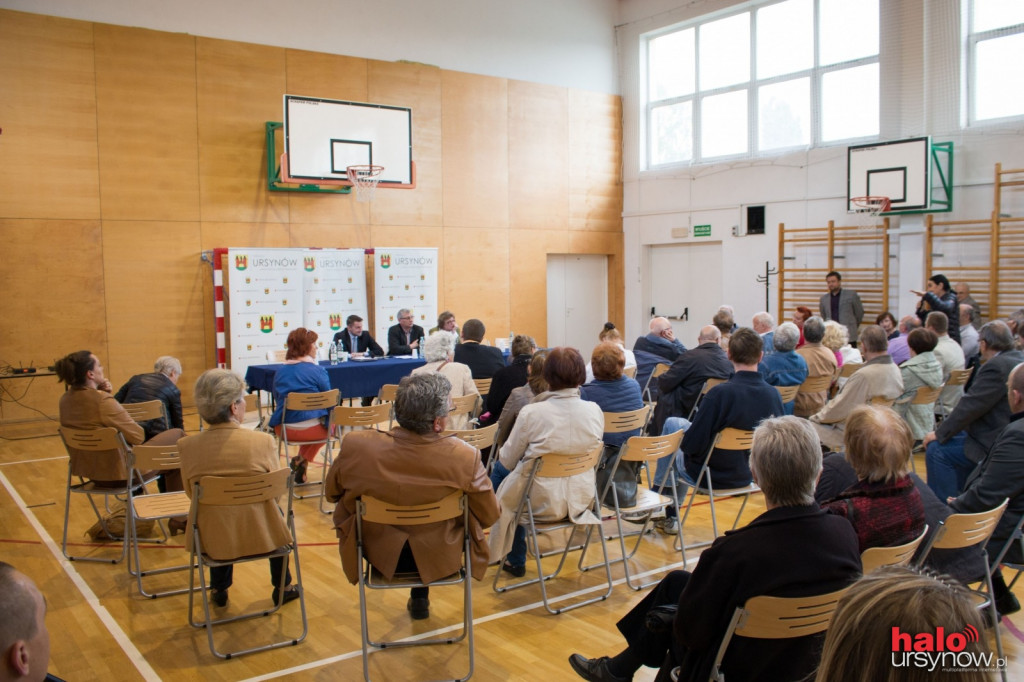 14 spotkań, ponad 300 pytań - czyli spotkania z burmistrzem
