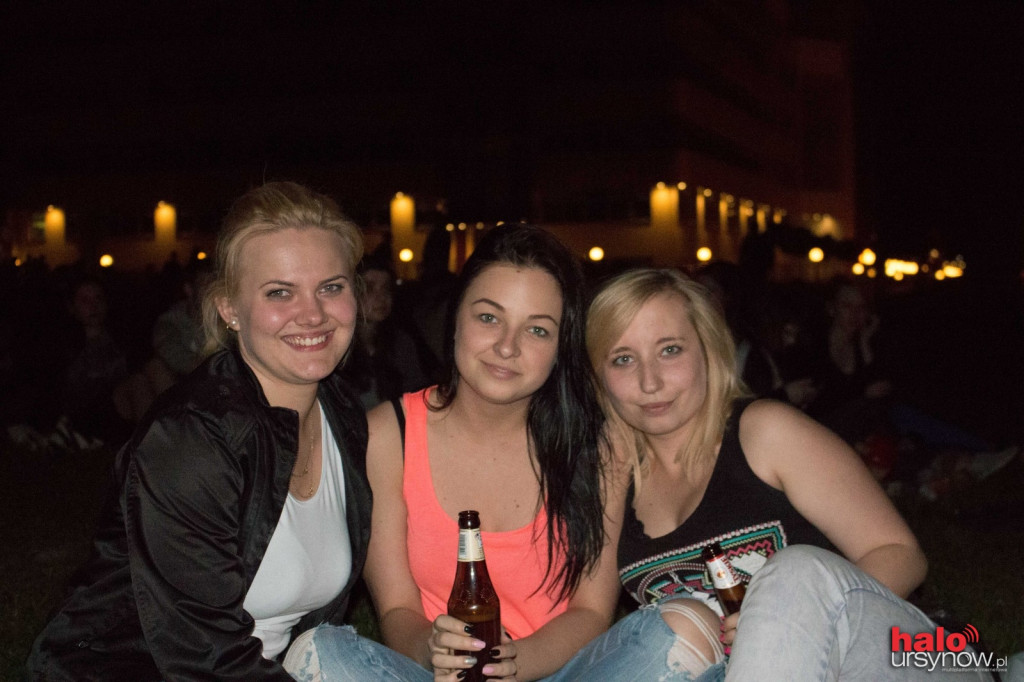 Koce, popcorn i leżaki na SGGW. Studenckie Kino Letnie