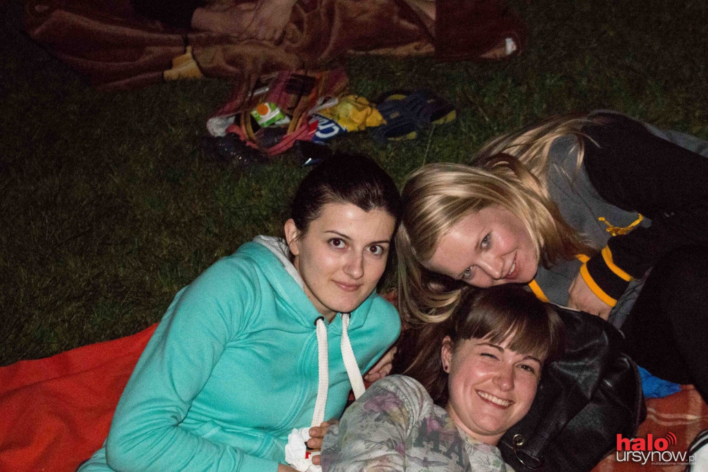 Koce, popcorn i leżaki na SGGW. Studenckie Kino Letnie