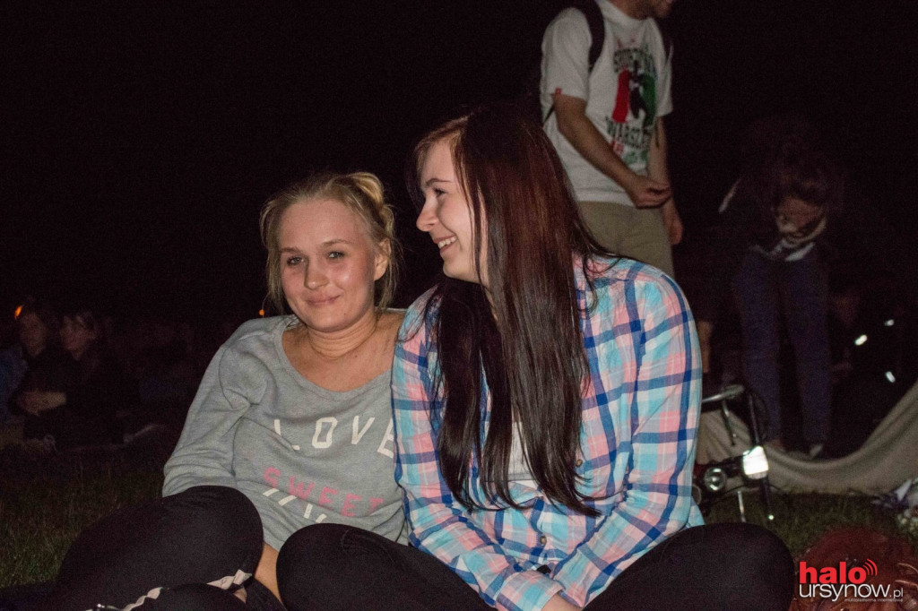 Koce, popcorn i leżaki na SGGW. Studenckie Kino Letnie