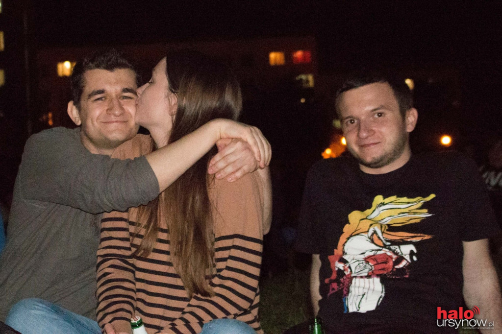 Koce, popcorn i leżaki na SGGW. Studenckie Kino Letnie