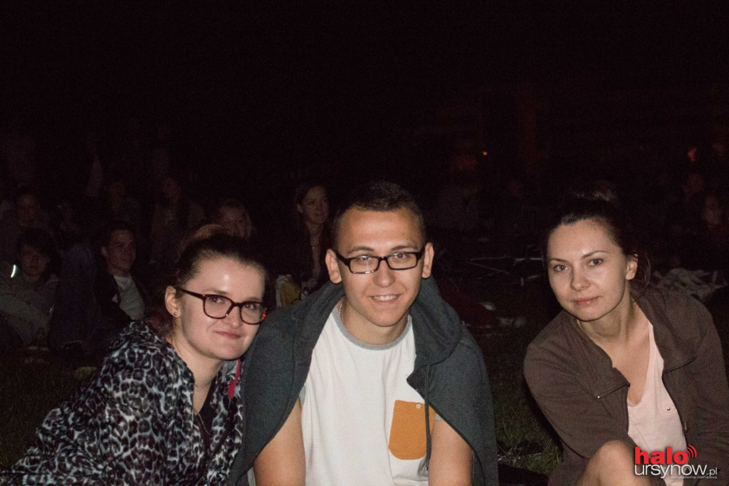 Koce, popcorn i leżaki na SGGW. Studenckie Kino Letnie