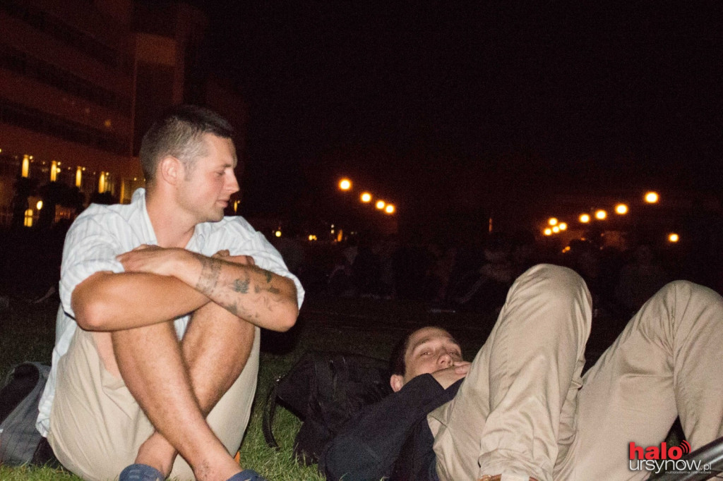 Koce, popcorn i leżaki na SGGW. Studenckie Kino Letnie