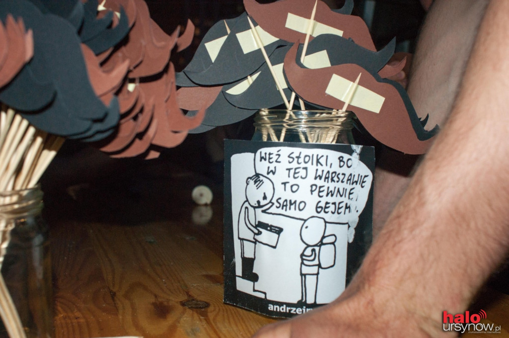 Wąsy, bitwa na poduszki i warsztaty taneczne na SGGW! FOTO