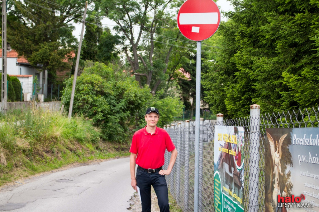Rowerzyści są wściekli. Nie można zjechać ulicą Orszady