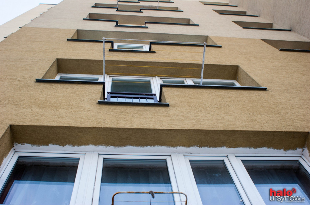 Herbsta 4 - niezwykły blok z łazienkami na korytarzach