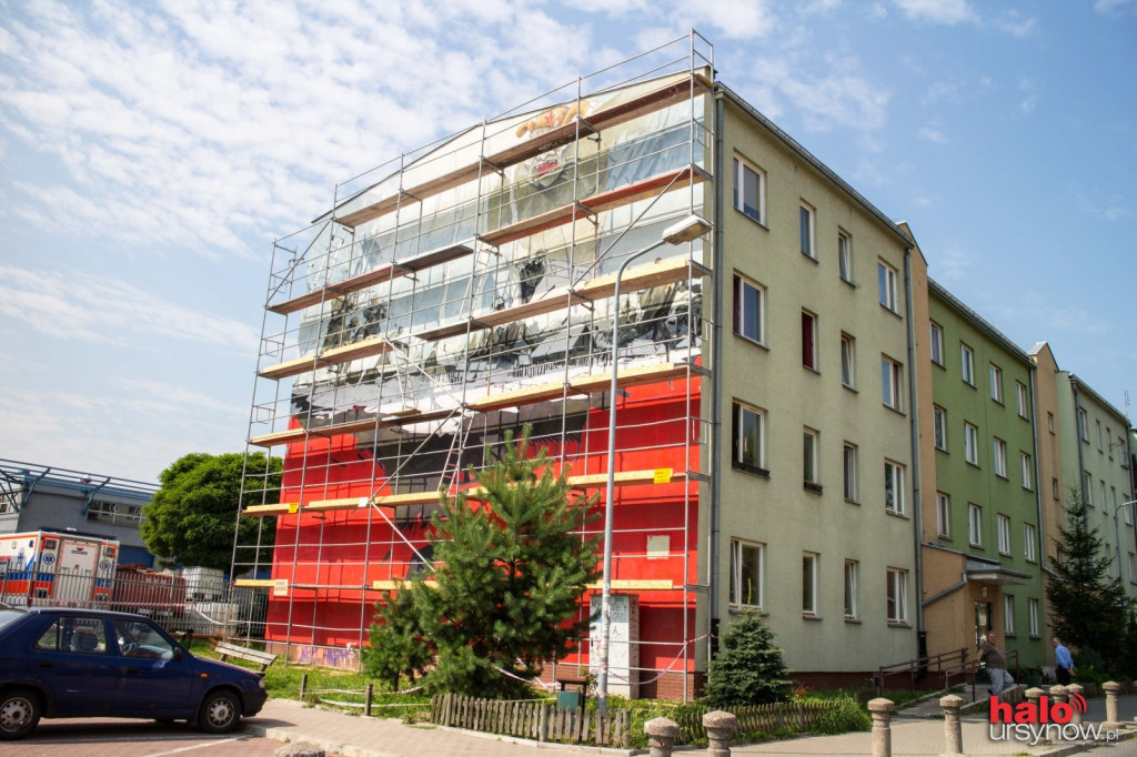Mural ku czci Żołnierzy Wyklętych i rtm. Witolda Pileckiego na Ursynowie