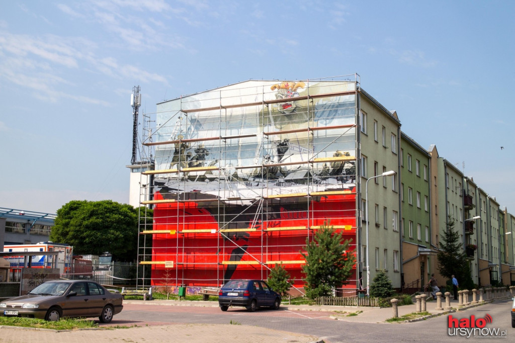 Mural ku czci Żołnierzy Wyklętych i rtm. Witolda Pileckiego na Ursynowie