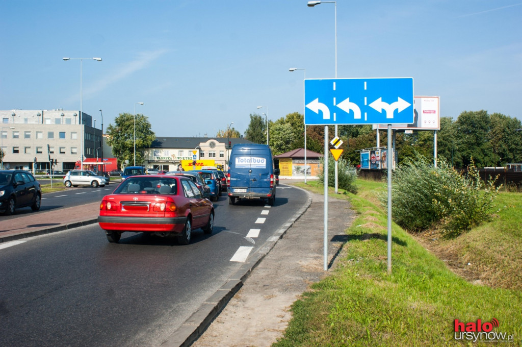 Płaskowickiej: kierowcy nie wiedzą o trzecim pasie do lewoskrętu