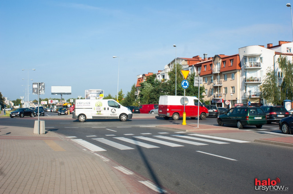 Płaskowickiej: kierowcy nie wiedzą o trzecim pasie do lewoskrętu