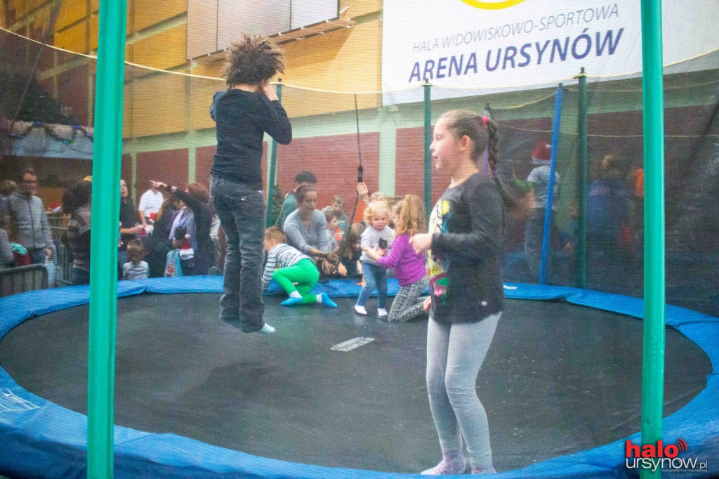 URSYNOWSKIE MIKOŁAJKI 2014. Tłumy w Arenie Ursynów FOTO