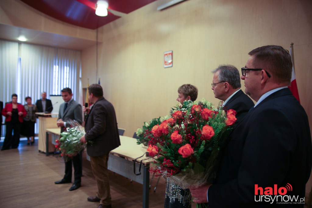 Pożegnanie burmistrza. Były kwiaty i uściski dłoni. FOTO