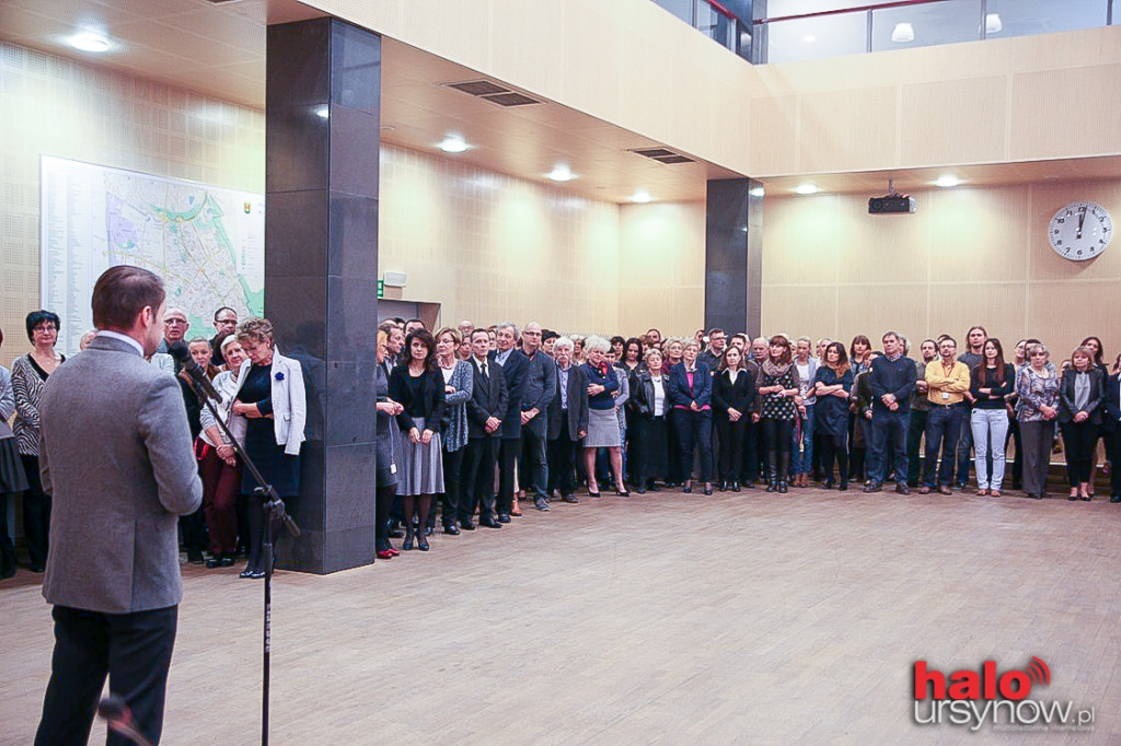 Pożegnanie burmistrza. Były kwiaty i uściski dłoni. FOTO