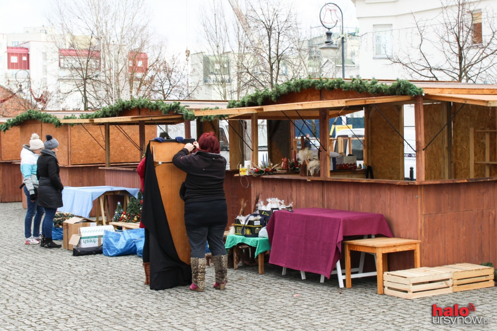 Dzisiaj startuje jarmark świąteczny. Zobacz przygotowania