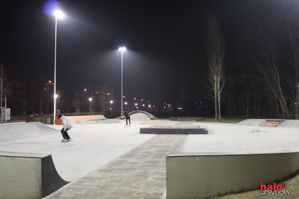 Skatepark przy Bażantarnii oświetlony!