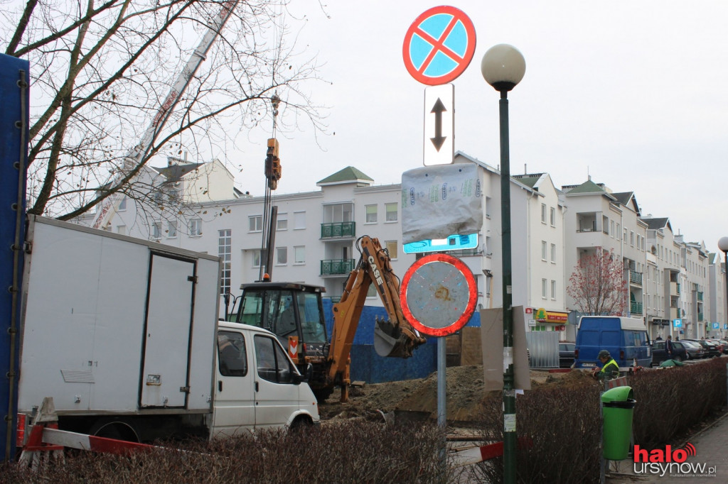 Hałas i brak miejsc parkingowych. Oto codzienność na Dzwonniczej