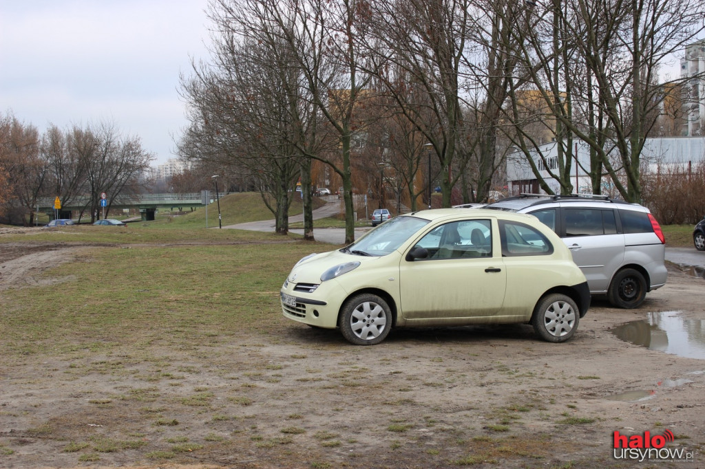 Nowy parking przy Olkówce. Co z połączeniem parków?
