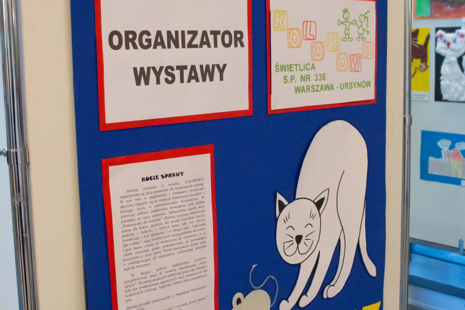 Kocia i śmieciowa wystawa w ratuszu. 