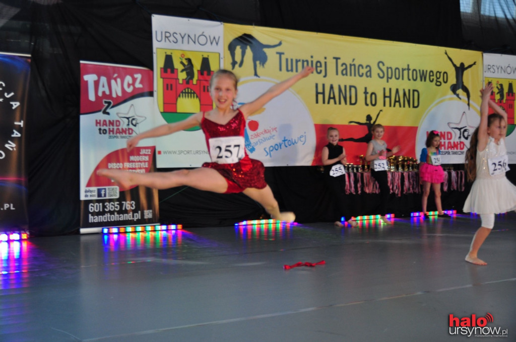 Taniec sportowy jest jak sprint.  Musisz dać z siebie wszystko_ Zawody na Ursynowie