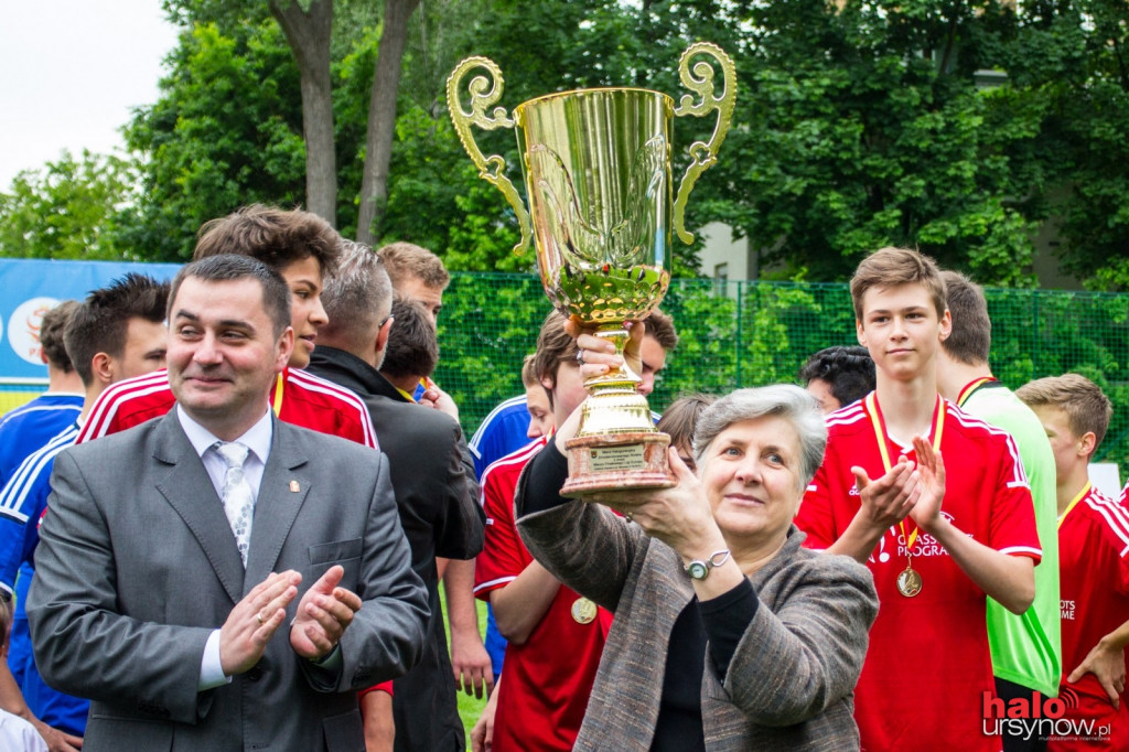 Pierwszy gwizdek na Kajakowej! Dudek na bramce