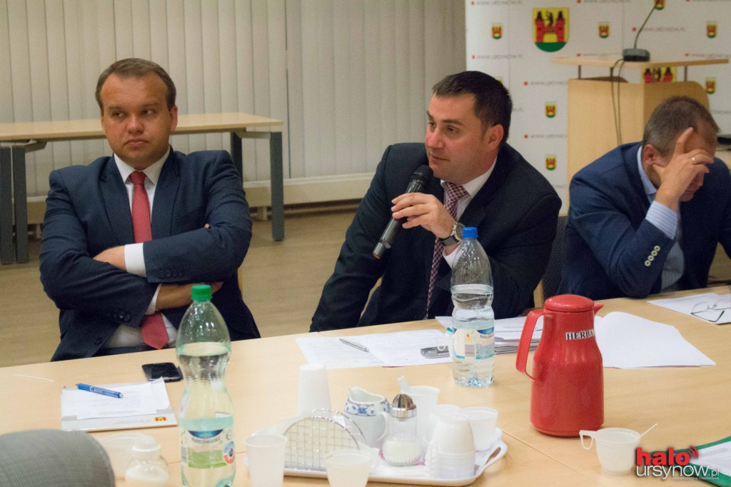 Bazarek zamiast pętli autobusowej? Mieszkańcy mówią 
