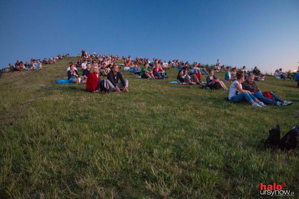 Ruszyło kino pod chmurką. 