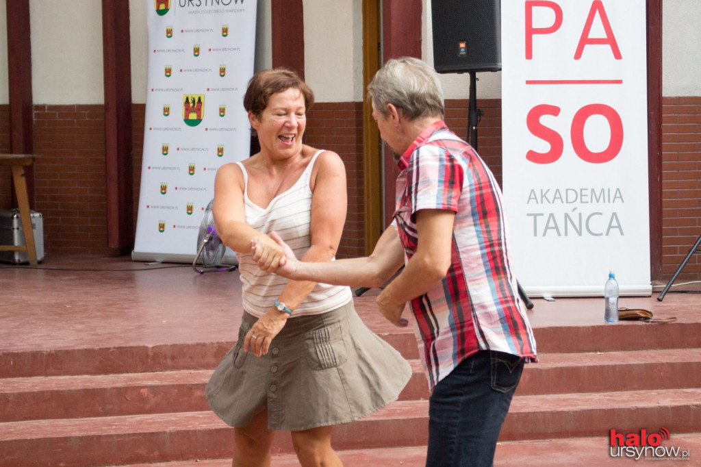 Potańcówka w Powsinie. Tancerze roznieśli parkiet!
