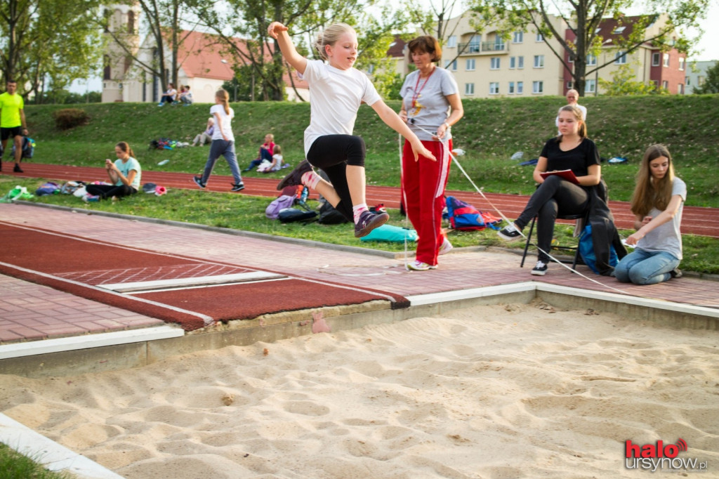 Skoki, pchnięcie kulą i biegi! Zawody lekkoatletyczne na Ursynowie