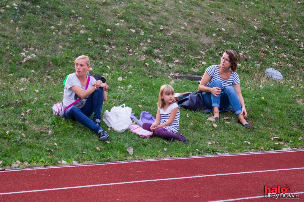 Skoki, pchnięcie kulą i biegi! Zawody lekkoatletyczne na Ursynowie